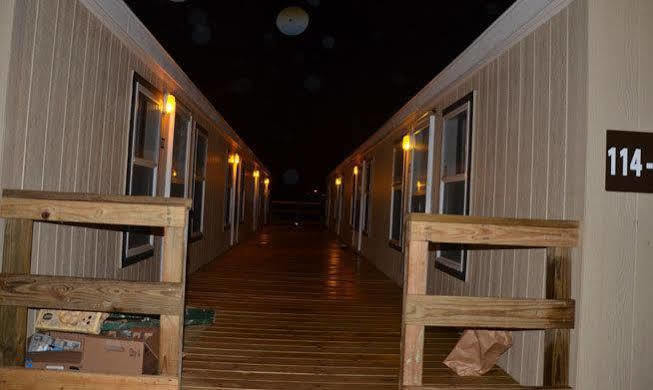 Dilley Lodge Bagian luar foto