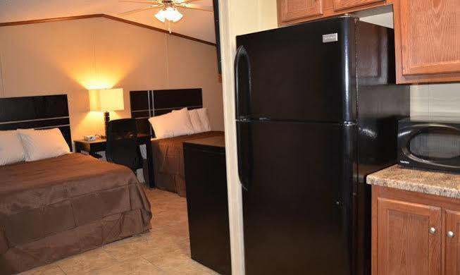 Dilley Lodge Bagian luar foto