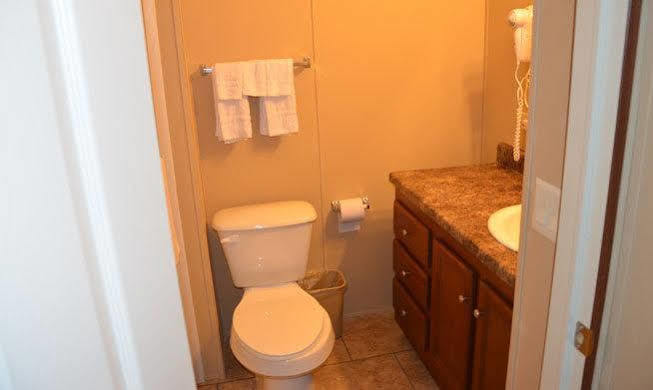 Dilley Lodge Bagian luar foto
